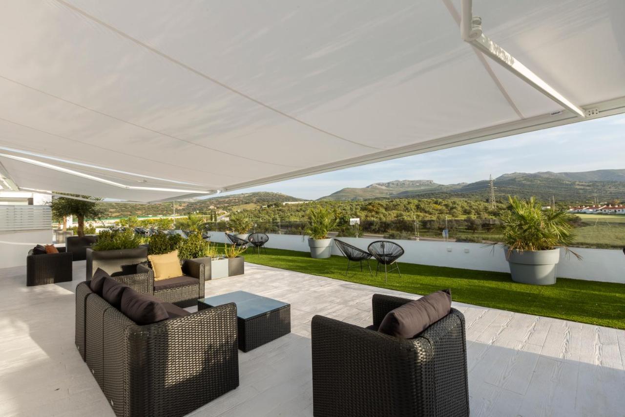 Apartamentos Martalia Arenal Ronda Luaran gambar