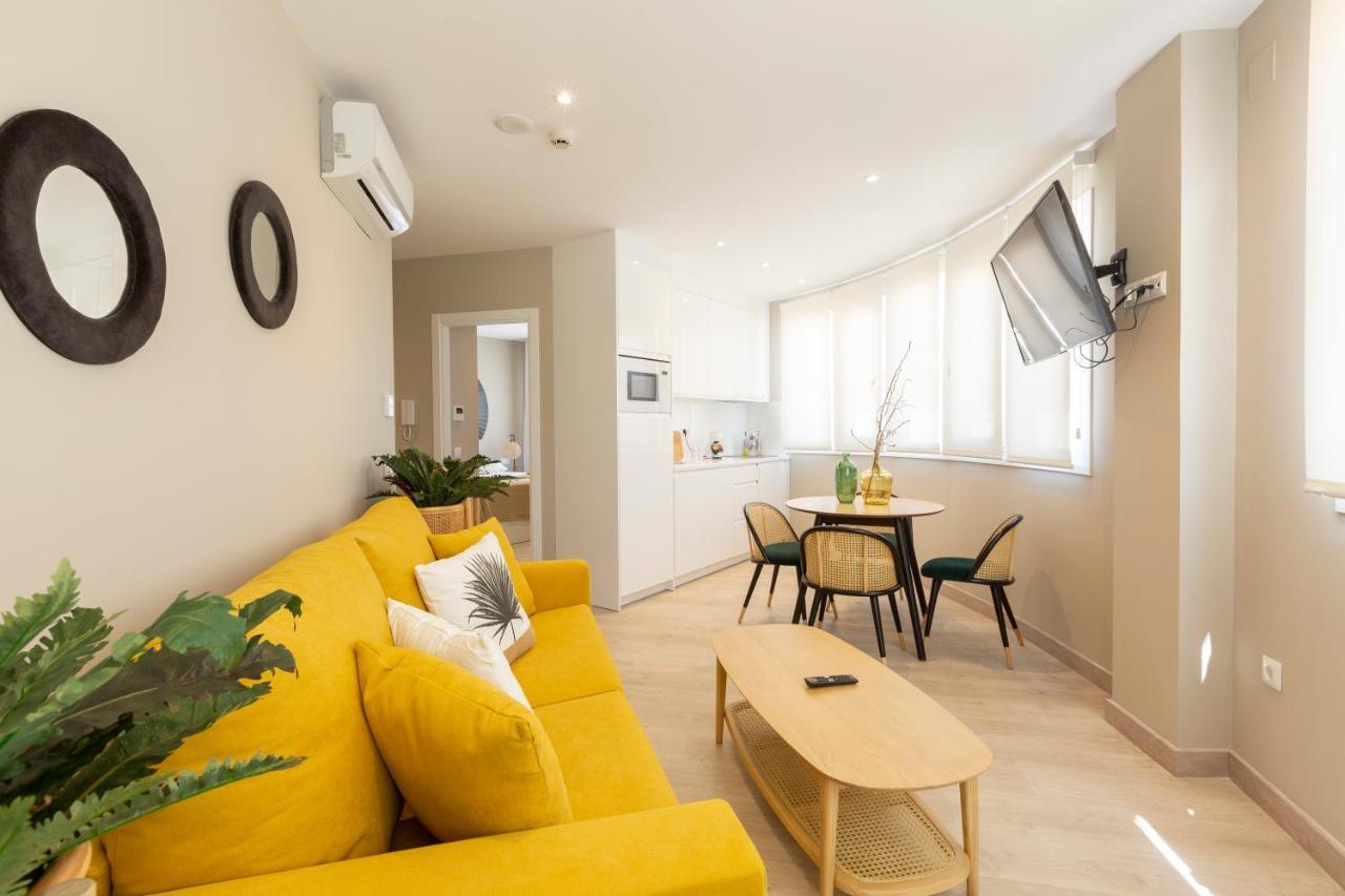 Apartamentos Martalia Arenal Ronda Luaran gambar